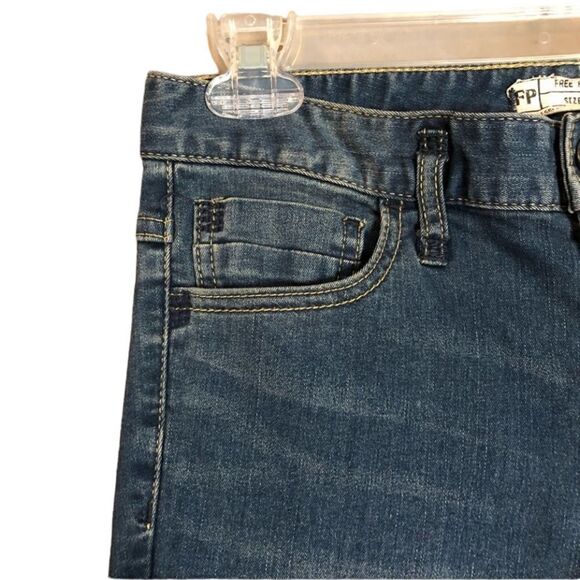Free people skinny jeans. Size 27 - Picture 3 of 10